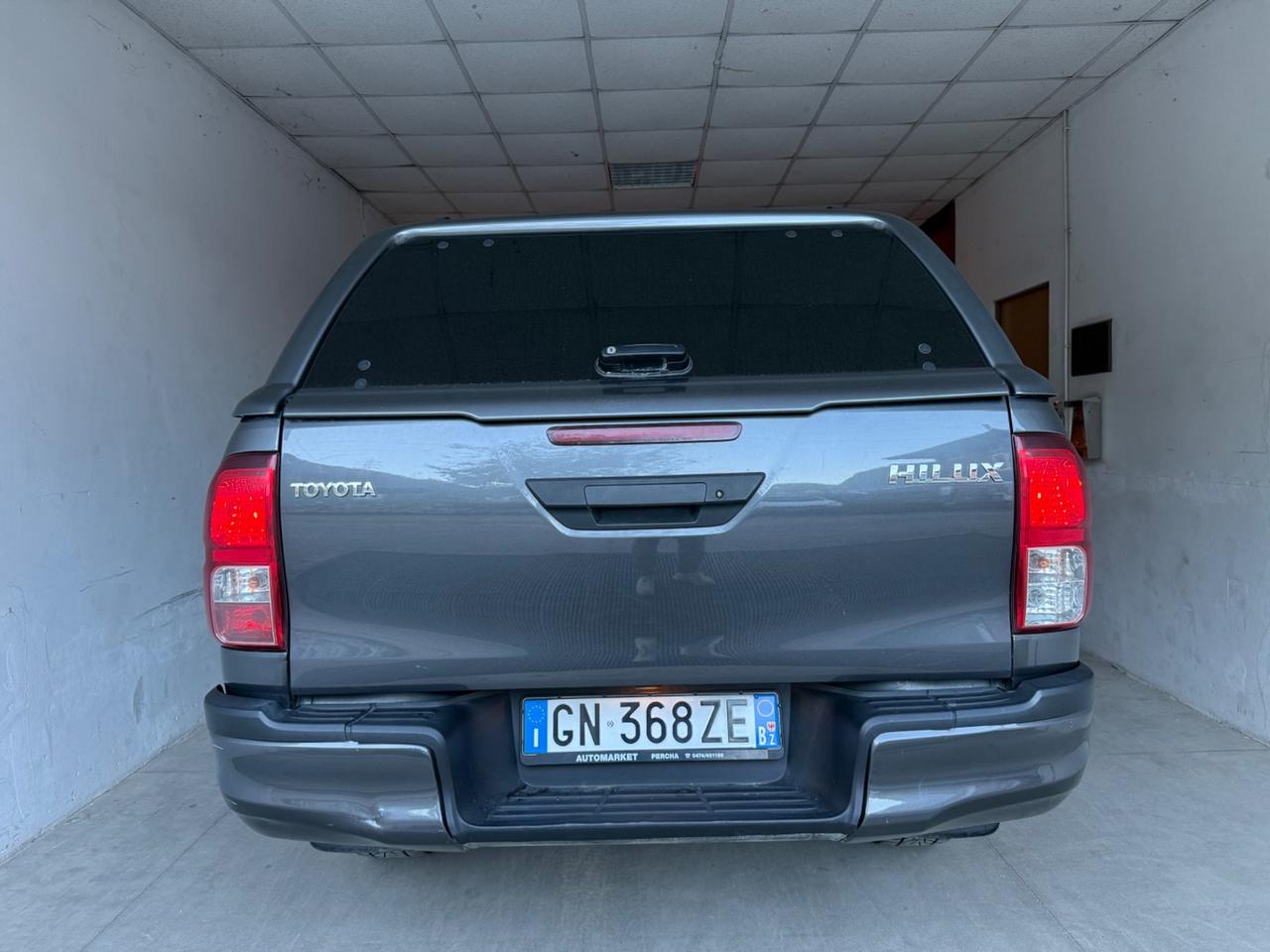 Toyota Hilux 2.4 D-4D 4WD 4 porte Double Cab Executive