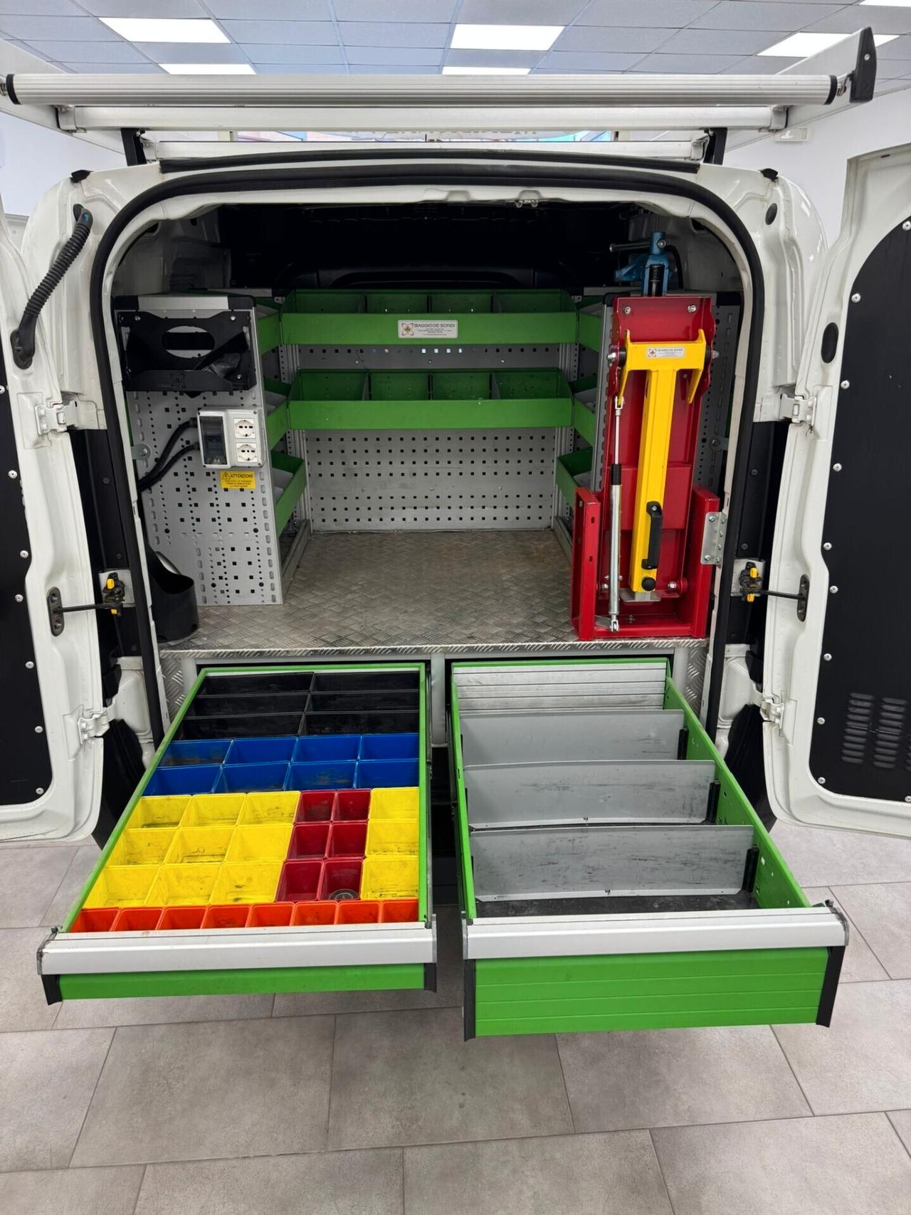 FIAT DOBLO' 1.6 MJT 105 CV BUSINESS ATTREZZATO 2020