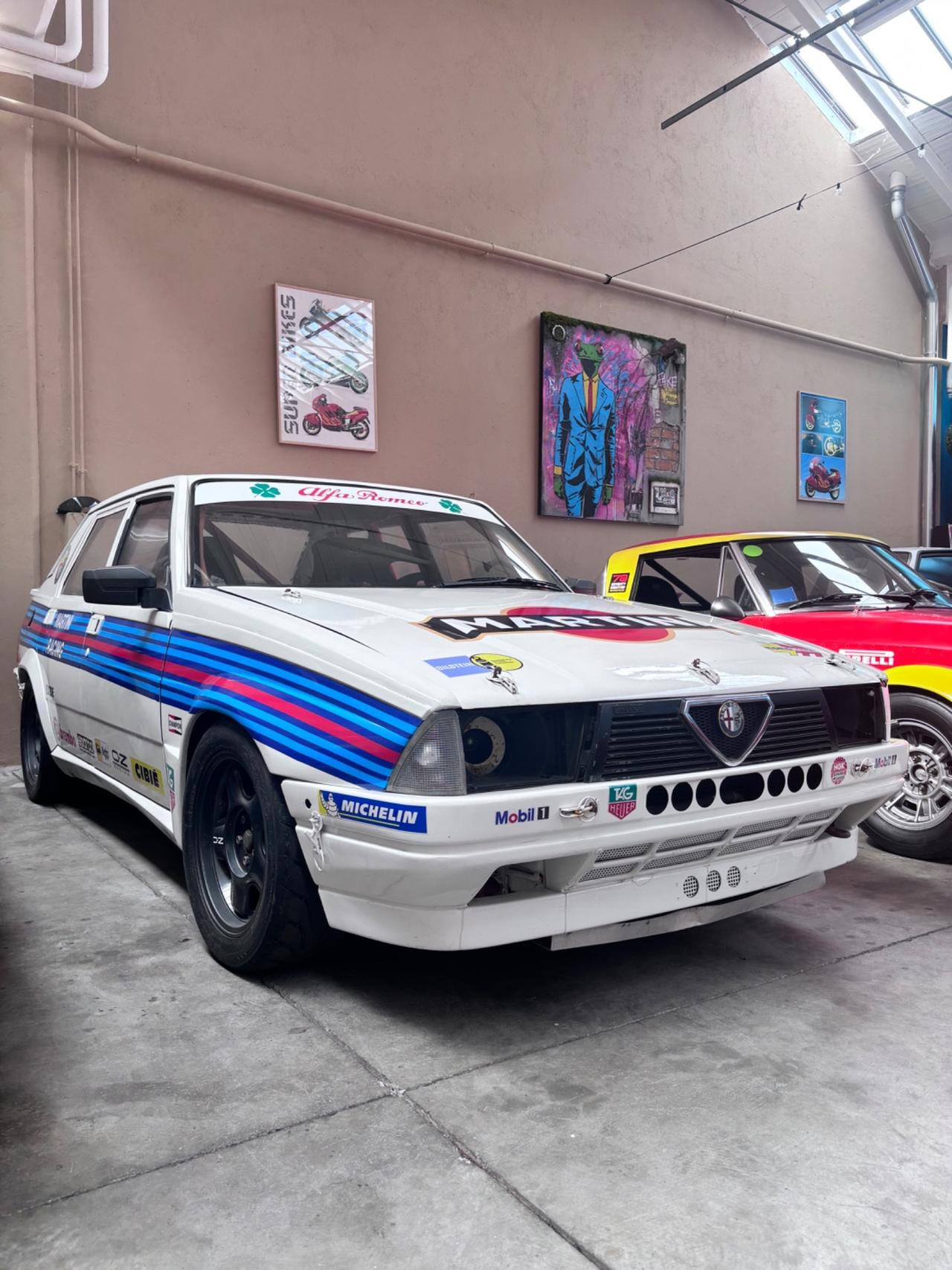 Alfa Romeo 75 V6 Pronto Pista