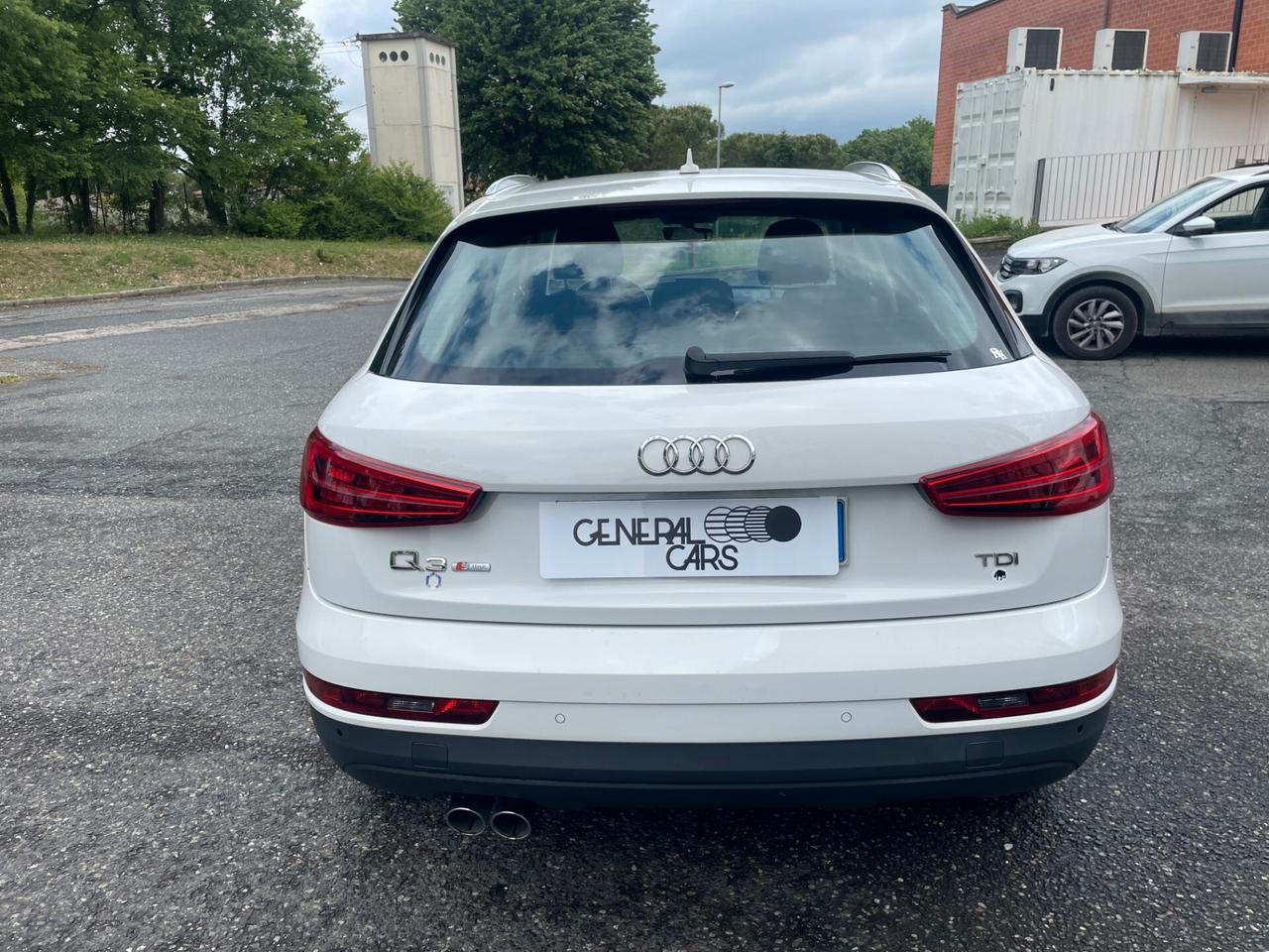 Audi Q3 2.0 TDI 150 CV Business S-LINE