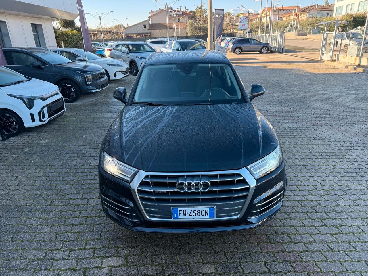 Audi Q5 2.0 TDI quattro S tronic Business