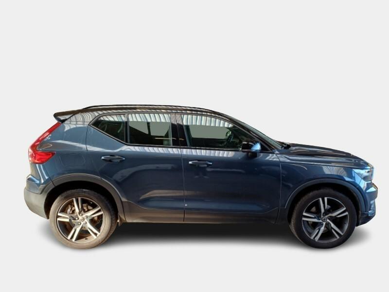 VOLVO XC40 B4 AWD automatico R-Design