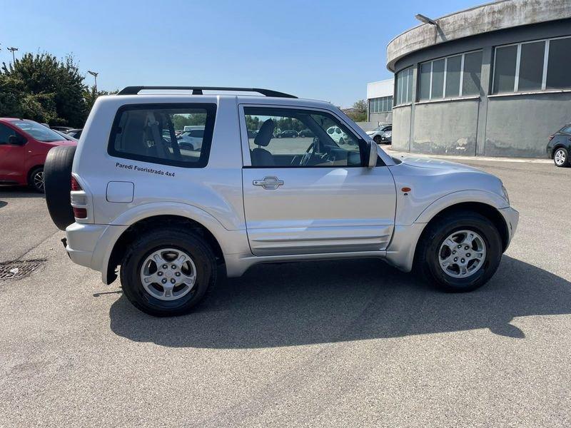 Mitsubishi Pajero 3.2 16V DI-D 3p. GLS
