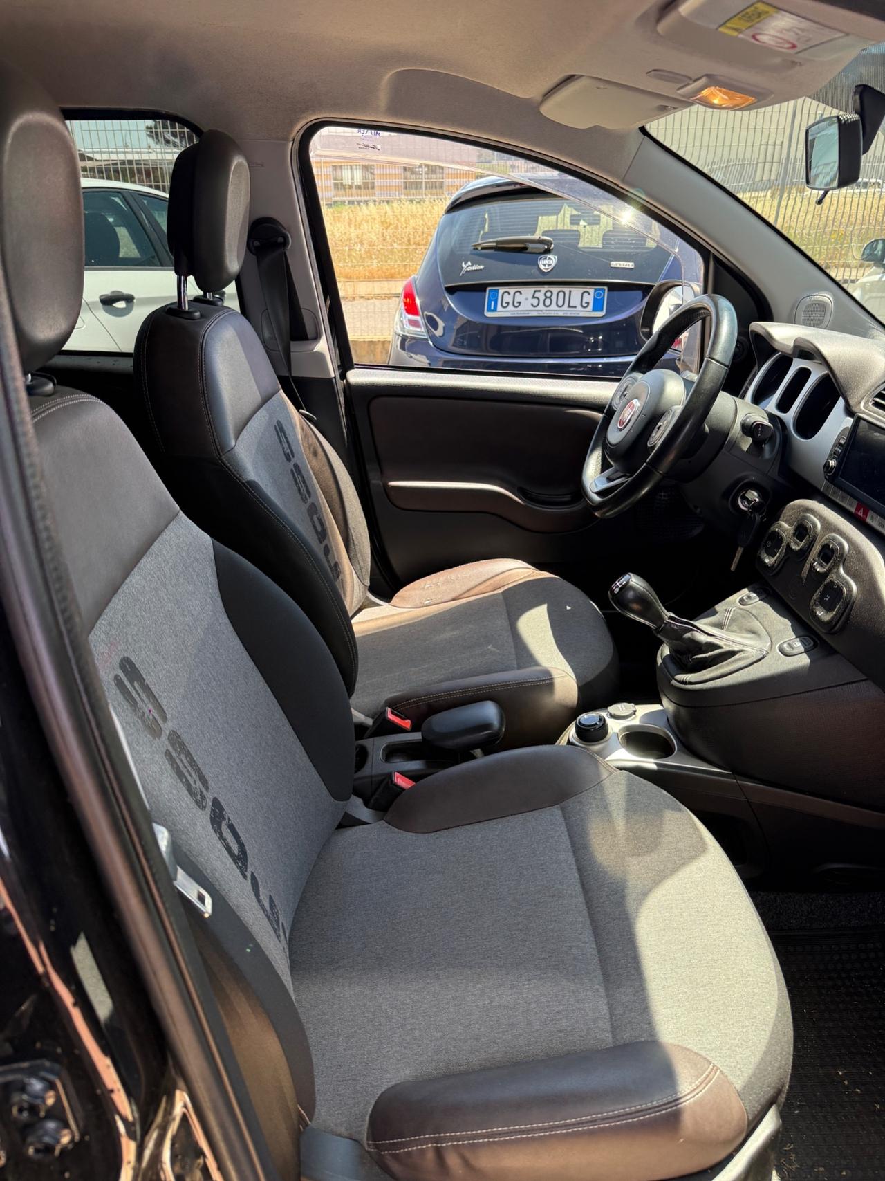 Fiat Panda Cross 1.3 MJT 95CV 4x4 GANCIO TRAINO