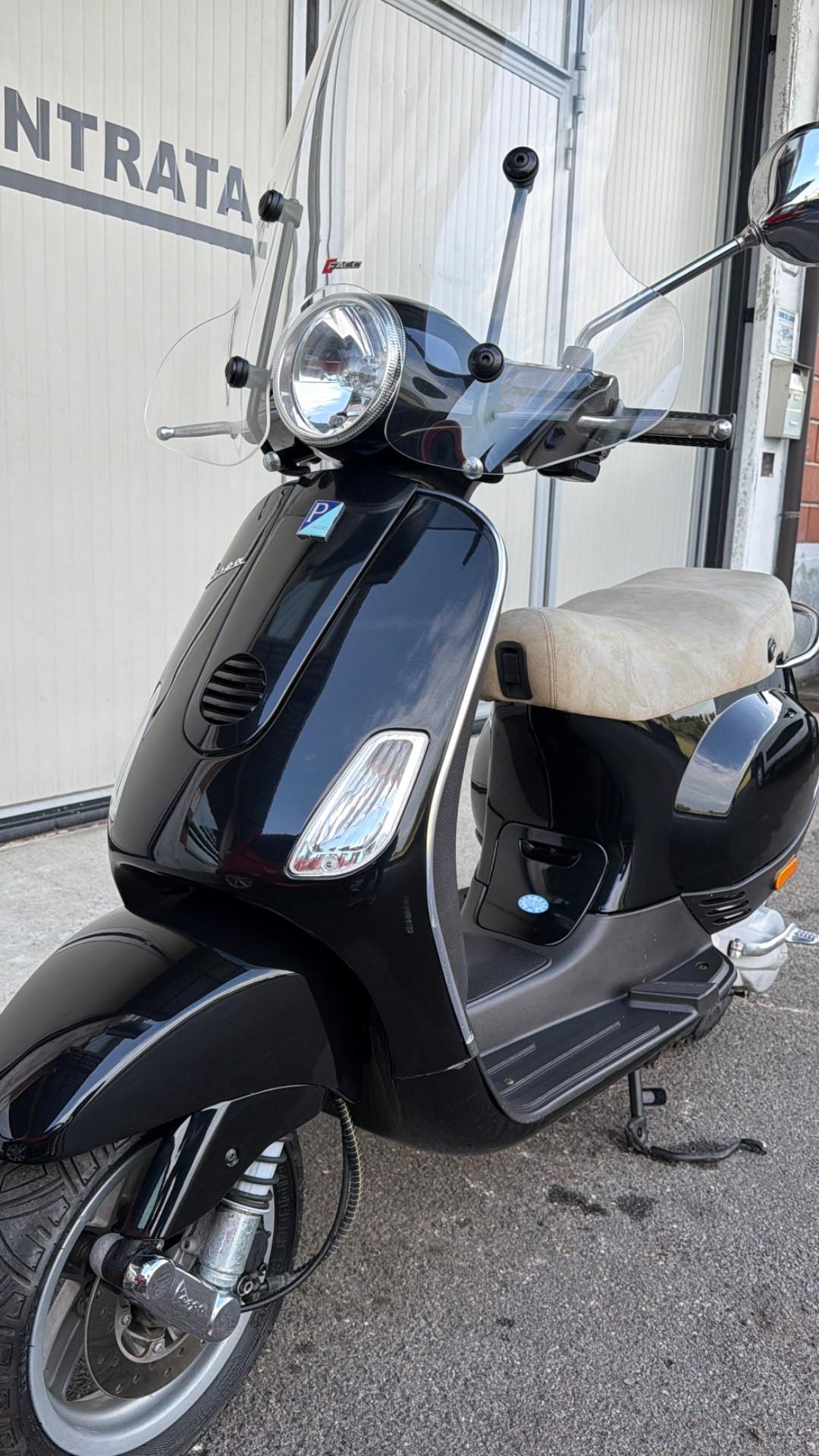 Vespa 50 LX 2 tempi