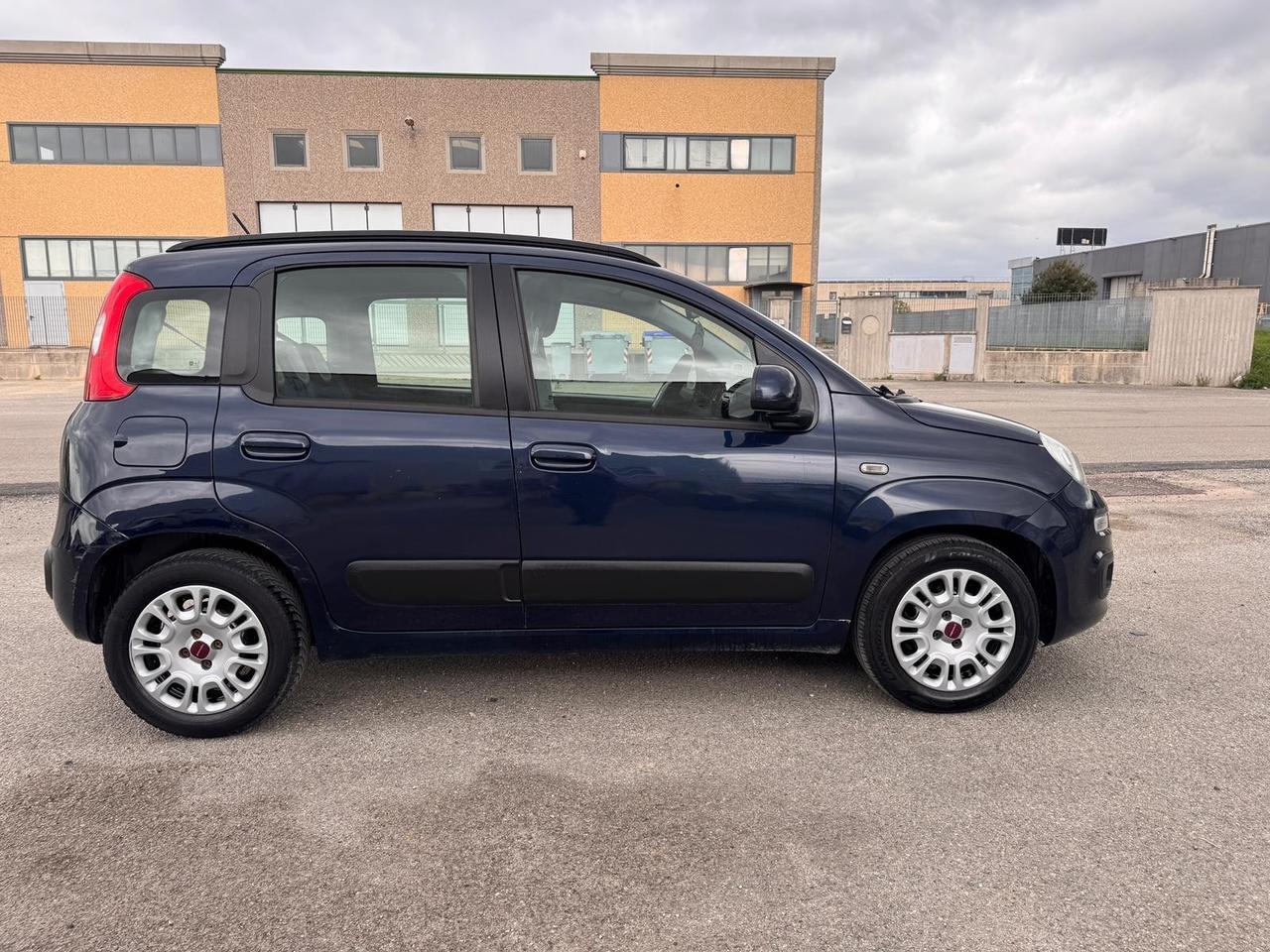 Fiat Panda 1.2 Lounge GARANZIA 12 MESI