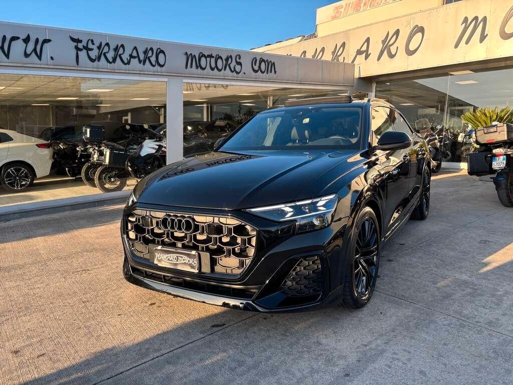 Audi Q8 S line esition 286 cv 2025/ 12.000 KM IVA ESPOSTA Tua a soli 849 Euro al mese
