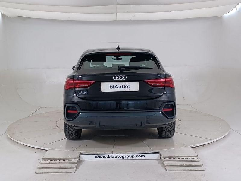 Audi Q3 2019 Sportback Benzina Sportback 35 1.5 tfsi Business Plus