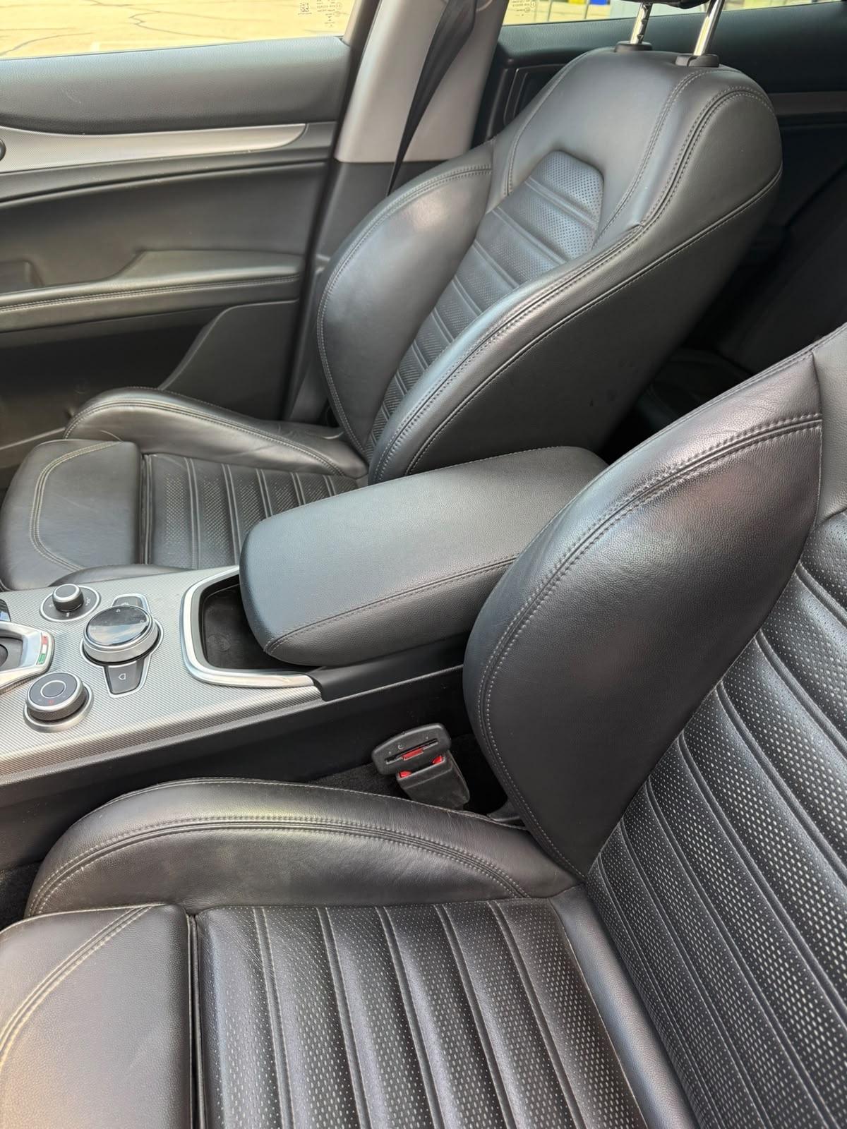 Alfa Romeo Stelvio 2.2 Turbodiesel 210 CV AT8 Q4 Veloce