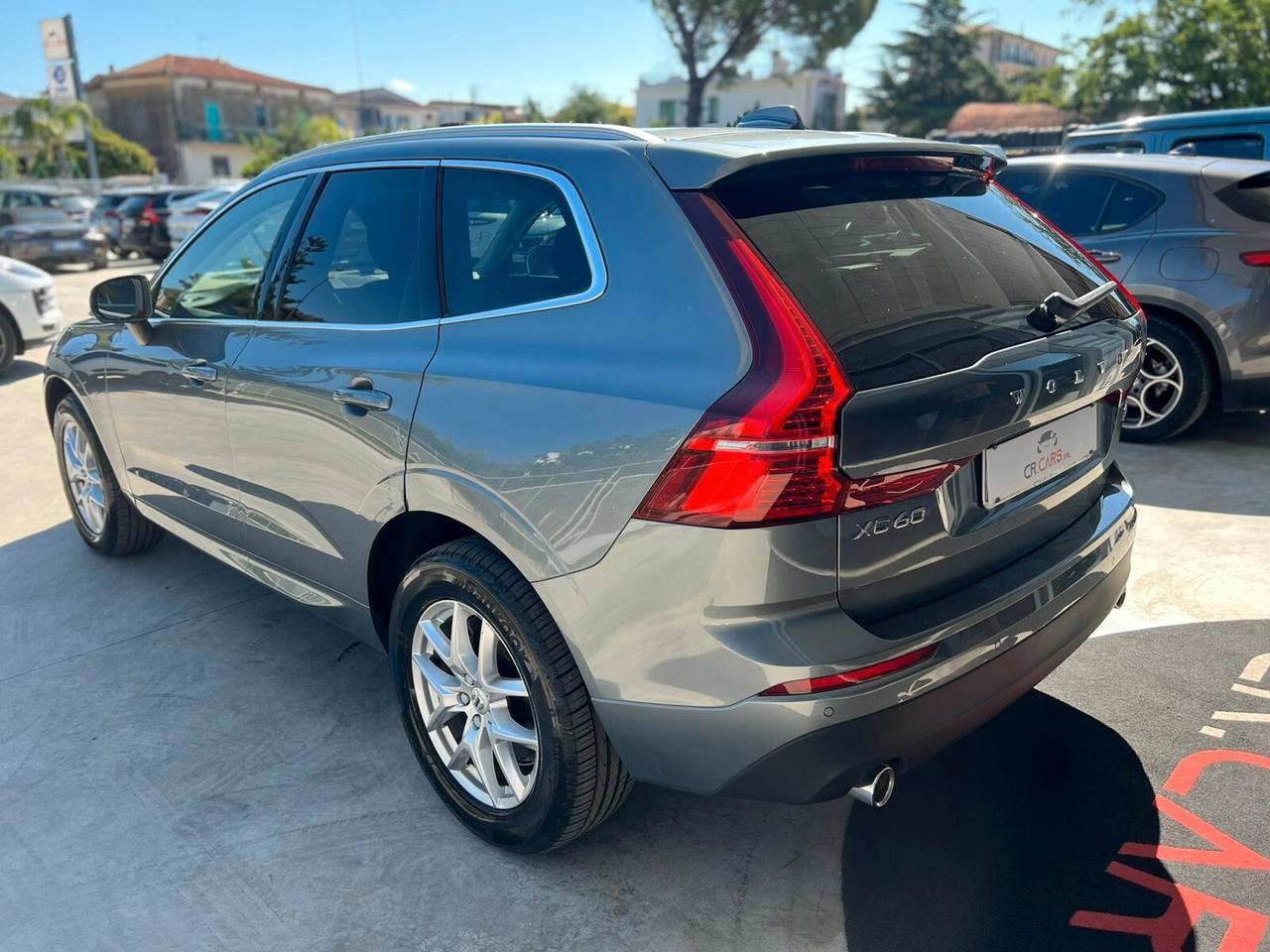 Volvo XC 60 XC60 B4 (d) AWD Geartronic Momentum Pro