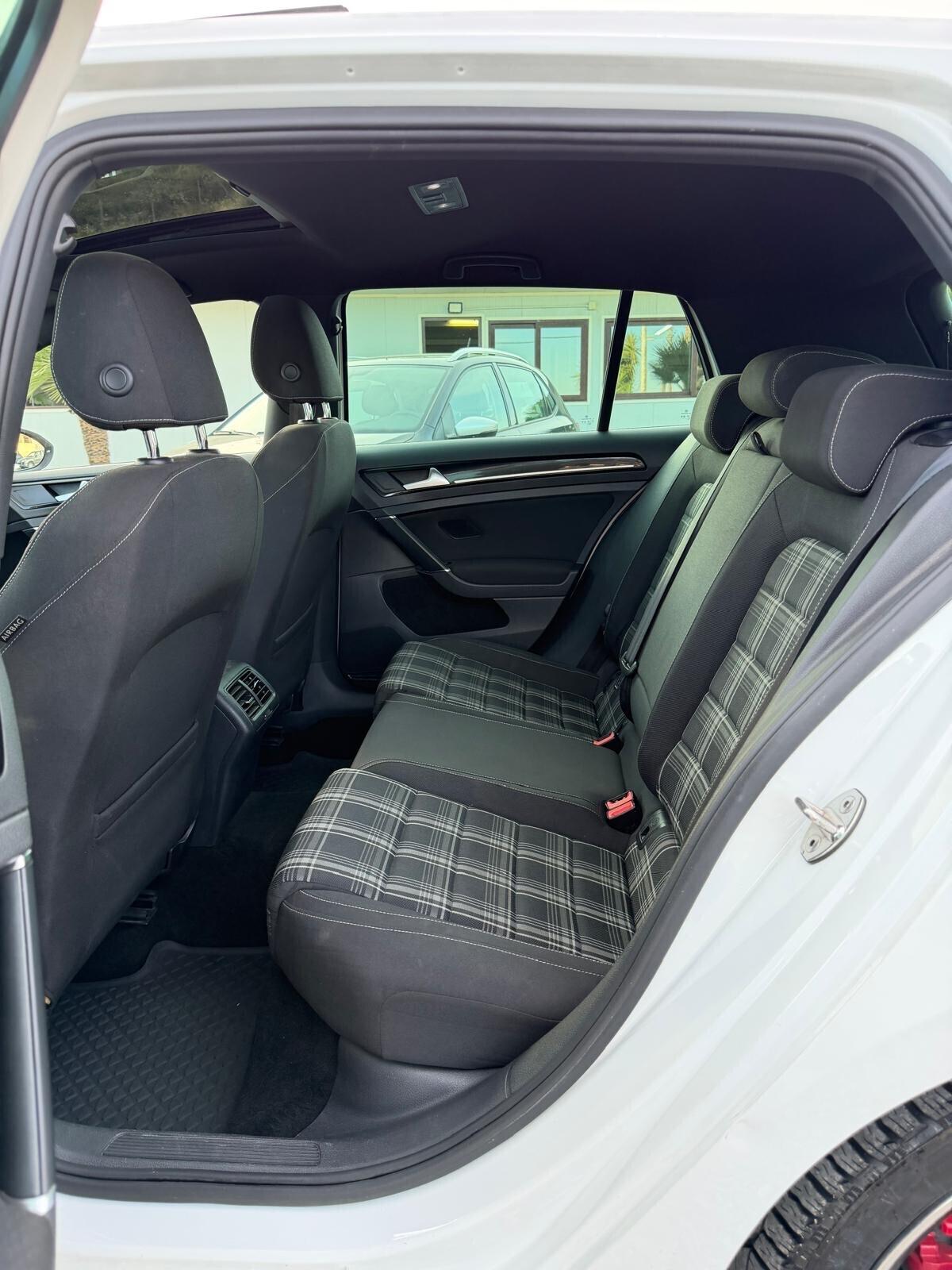 Volkswagen Golf GTD 2.0 TDI 5p. BlueMotion Technology