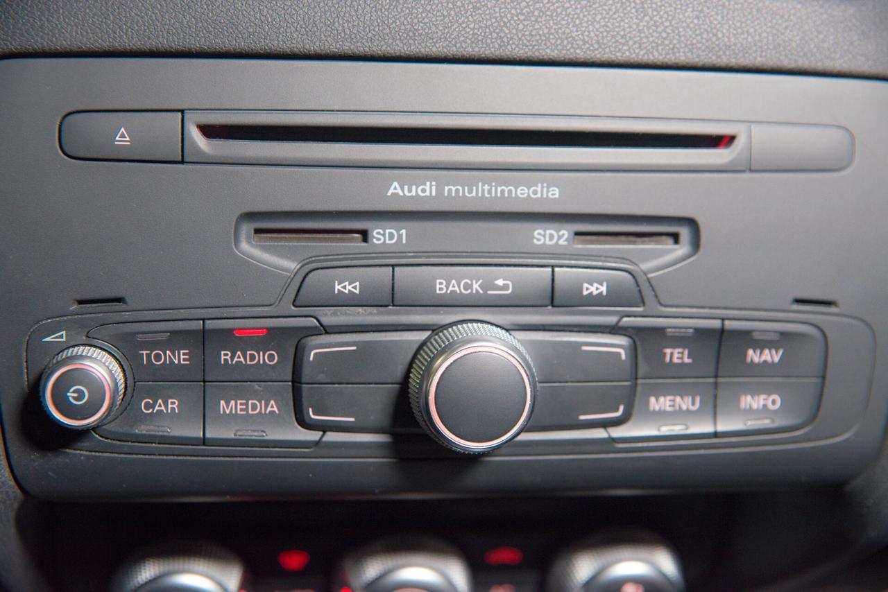 AUDI A 1 SPORTBACK 1.6 TDI 90 CV S-TRONIC CERCHI IN LEGA OK NEOPATENTATI