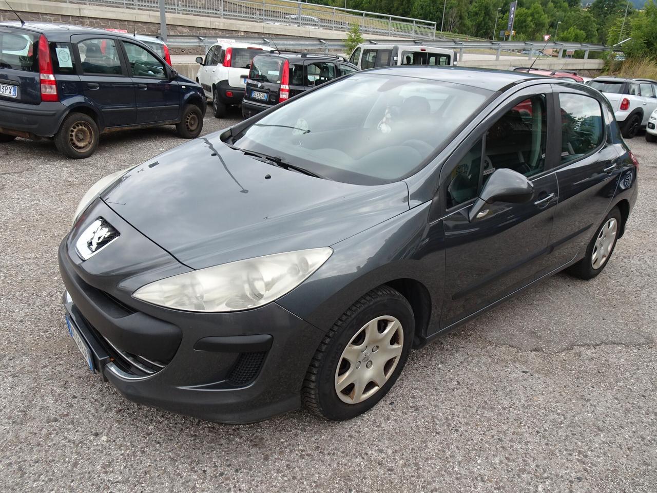 Peugeot 308 1.6 HDi 90CV 5p. Tecno