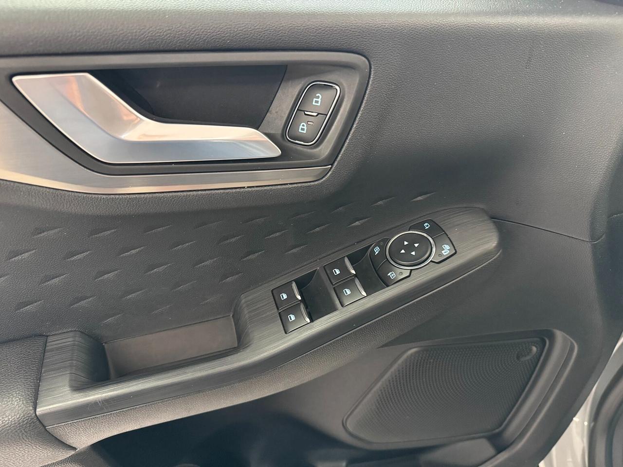 Kuga Plug In Hybrid Titanium SUPER BELLA!!!!