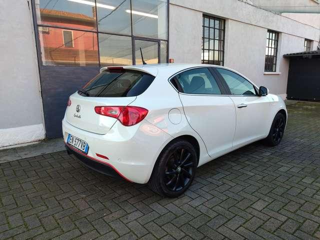 Alfa Romeo Giulietta Giulietta III 2010 1.4 t. m.air Distinctive 170cv