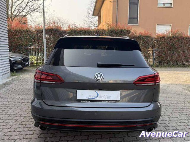 VOLKSWAGEN Touareg 3.0 tdi Black Style tiptronic TELECAMERA CARPLAY