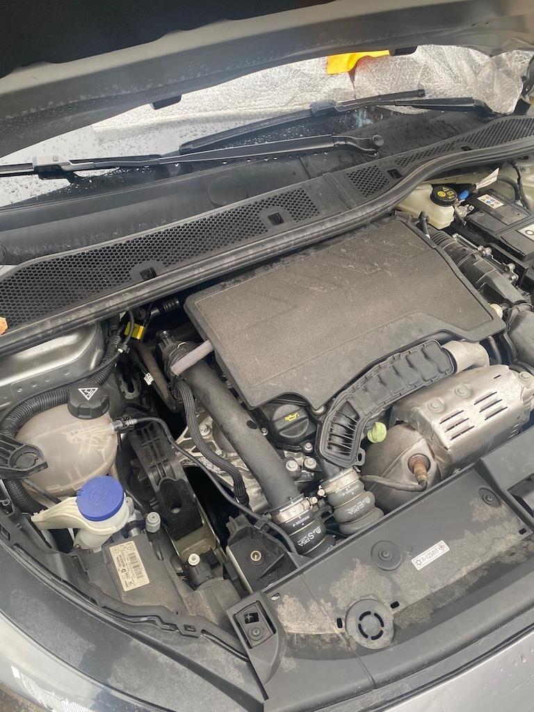 Peugeot 208 PureTech 100 Stop&Start EAT8 5 porte Allure Pack