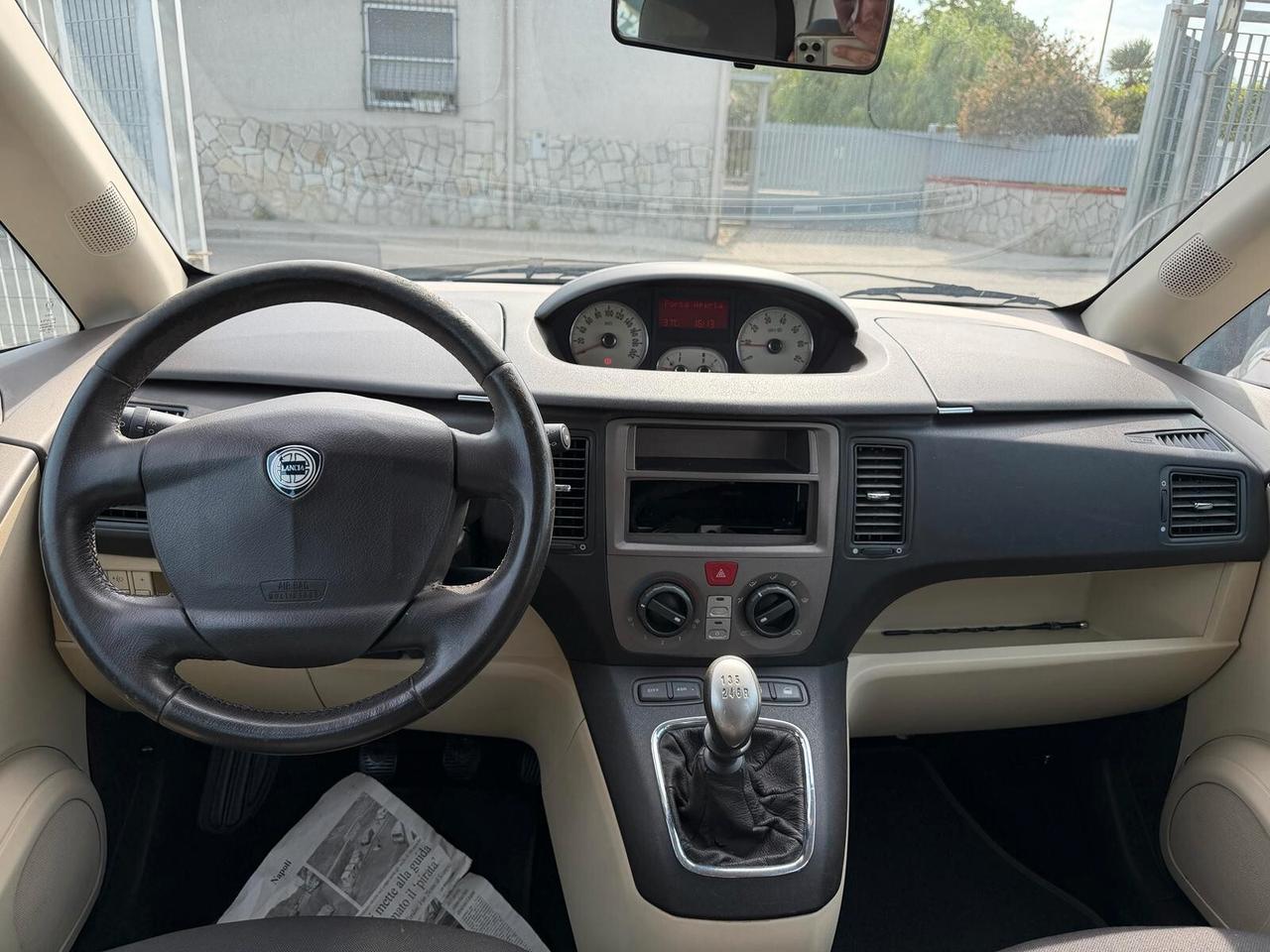 Lancia MUSA 1.4 16V Platino Plus-11/2006