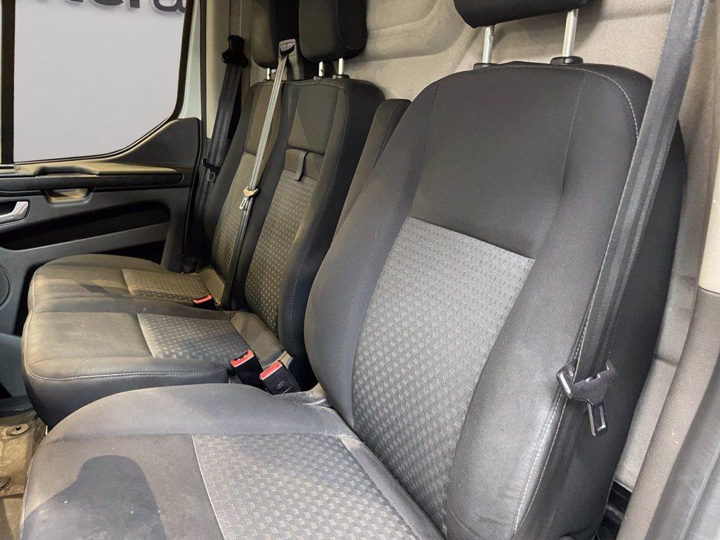 FORD transit custom 320 2.0 tdci 130cv Trend L2H1 E6.2 del 2021