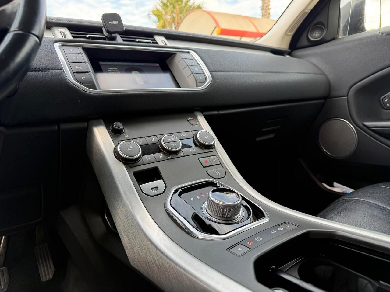 Land Rover Range Evoque 2.2 TD4 5p. Pure