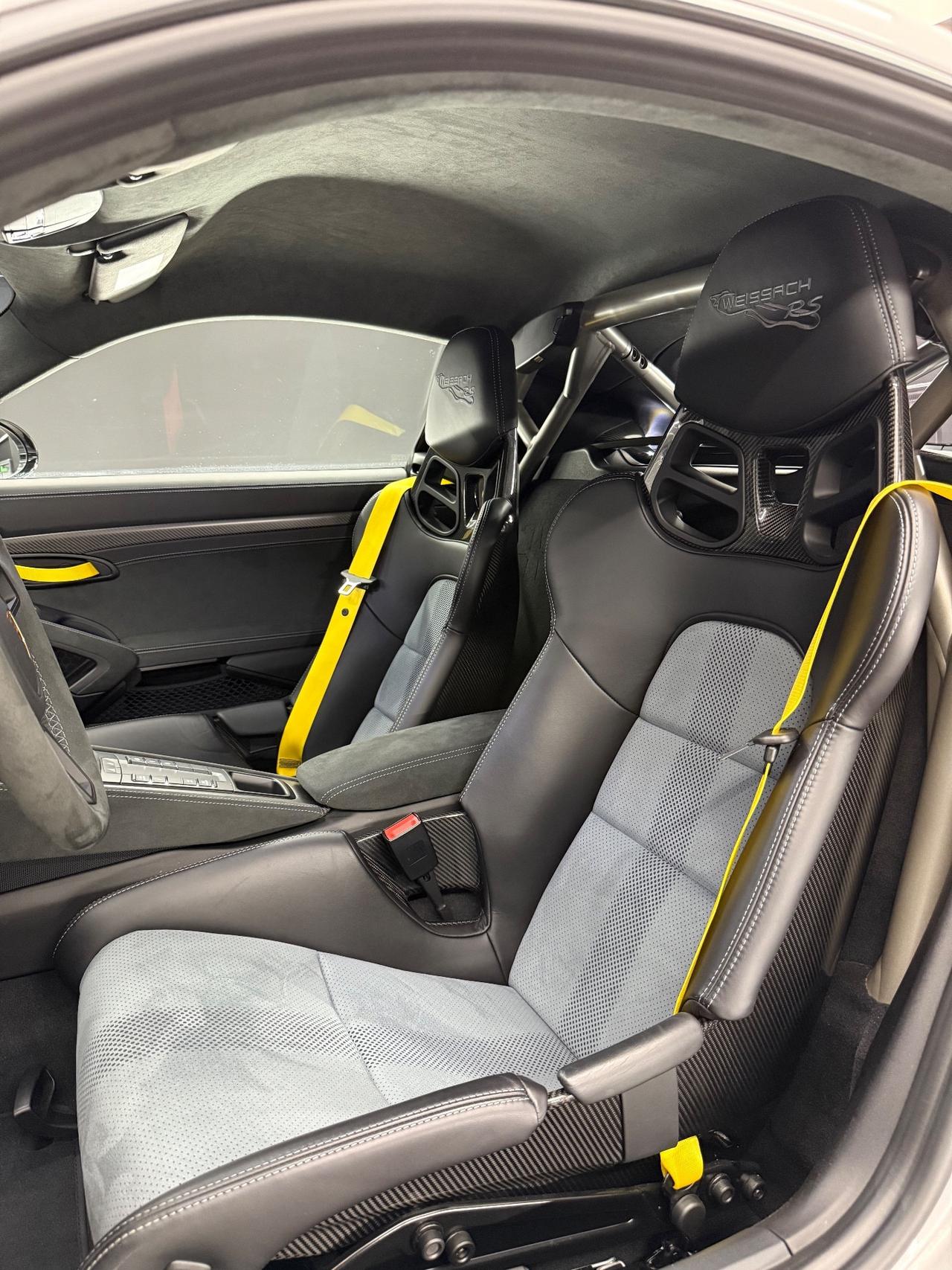 Porsche 718 Cayman 4.0 GT4 RS