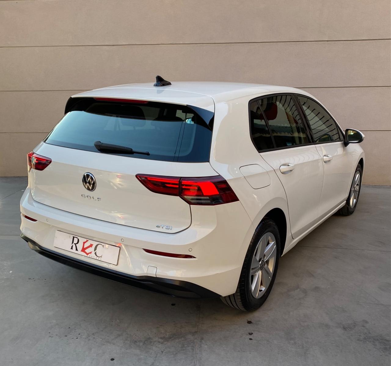 Volkswagen Golf Variant 1.0 eTSI EVO DSG Life