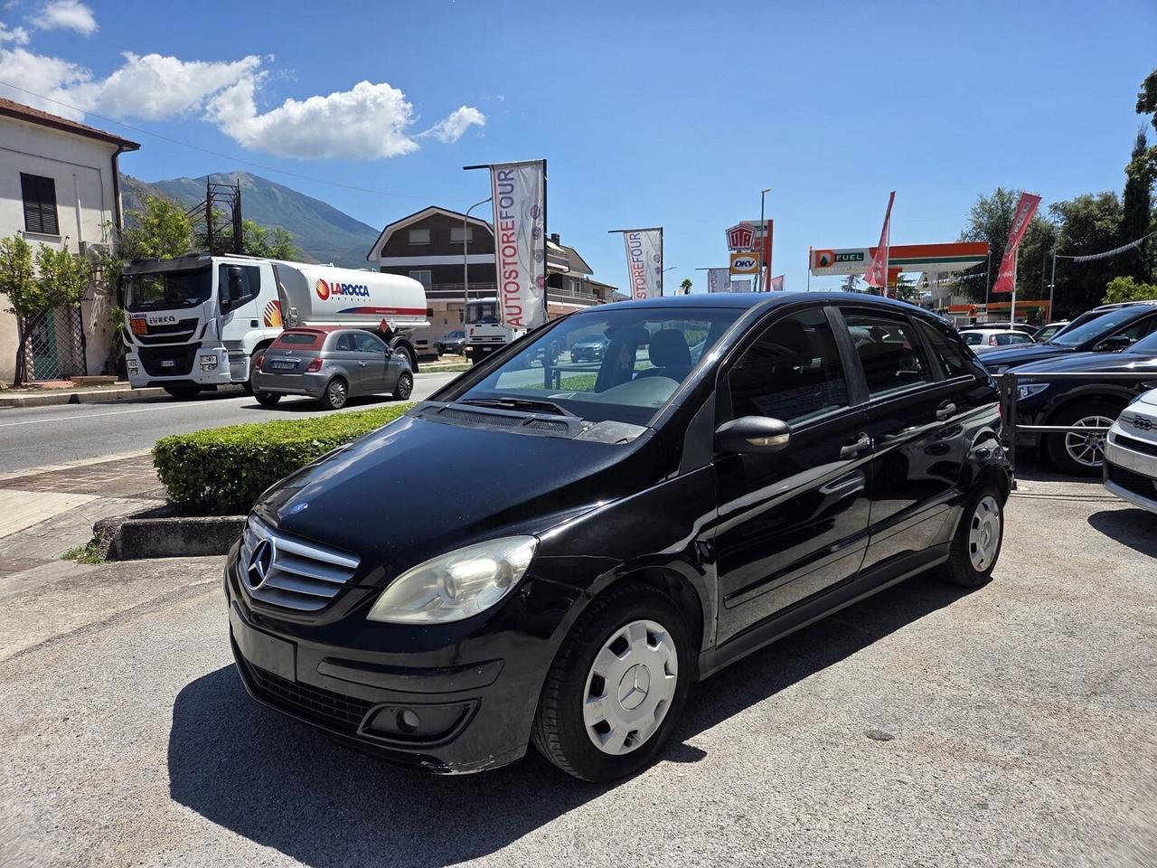 MERCEDES CLASSEB 150 BZ/METANO 95CV OKNEOPATE-2009