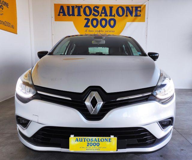 RENAULT Clio TCe 12V 75 CV 5 porte Moschino Zen NEOPATENTATI