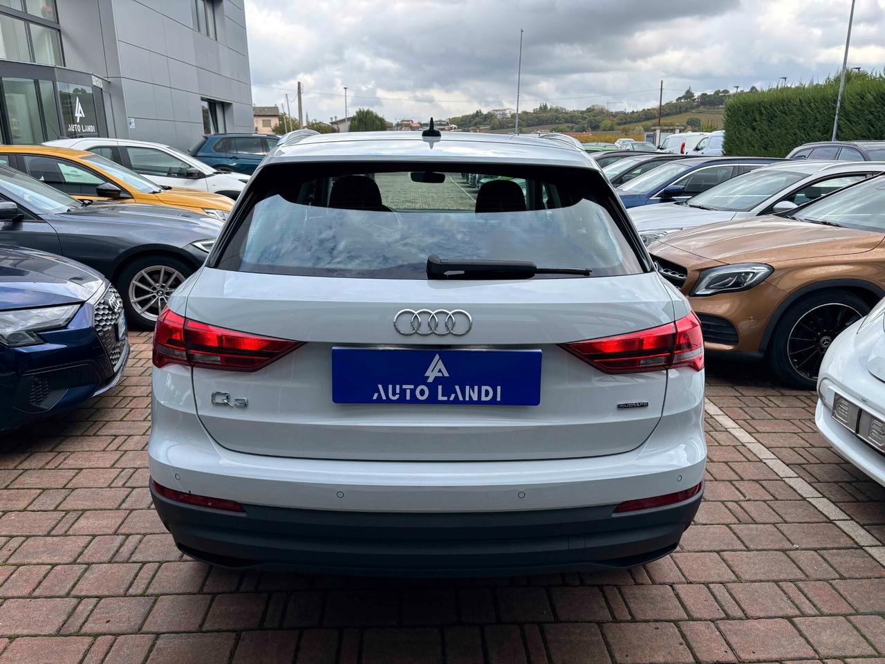 Audi Q3 35 TDI quattro S tronic Business
