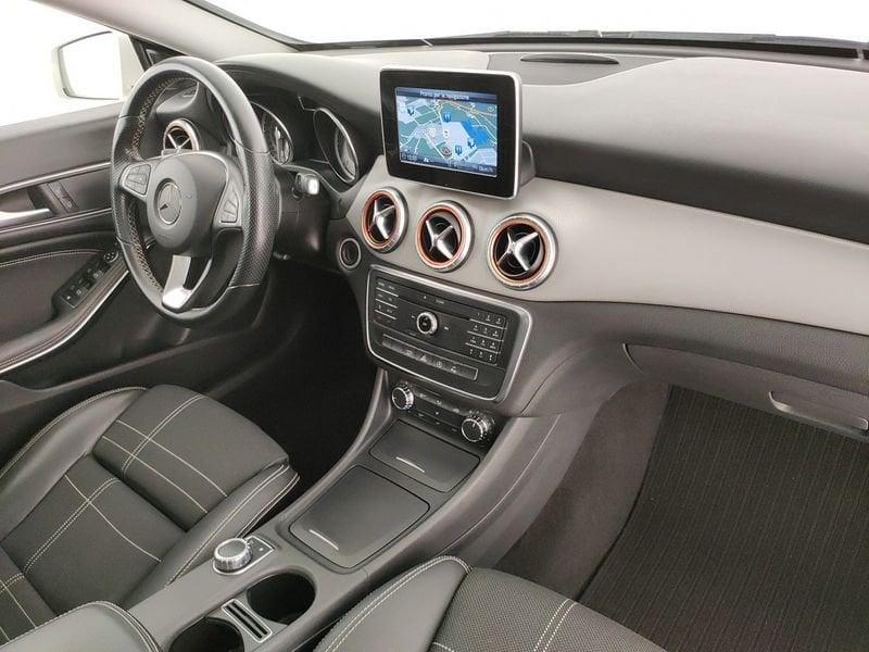 Mercedes-Benz CLA Shooting Brake 200 d Sport Night auto