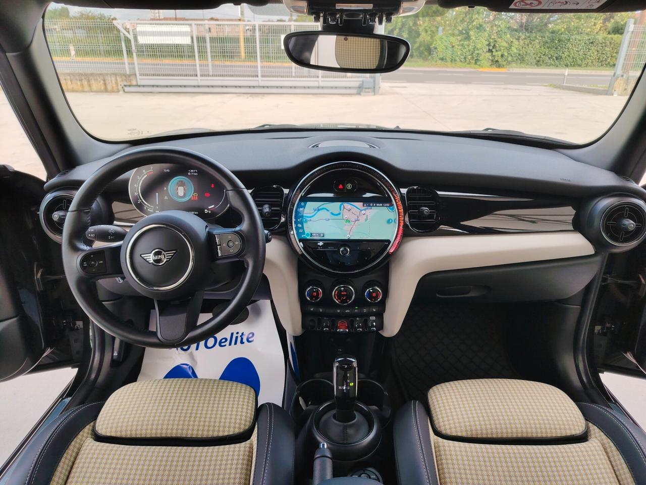 Mini Cooper 1.5 5 Porte