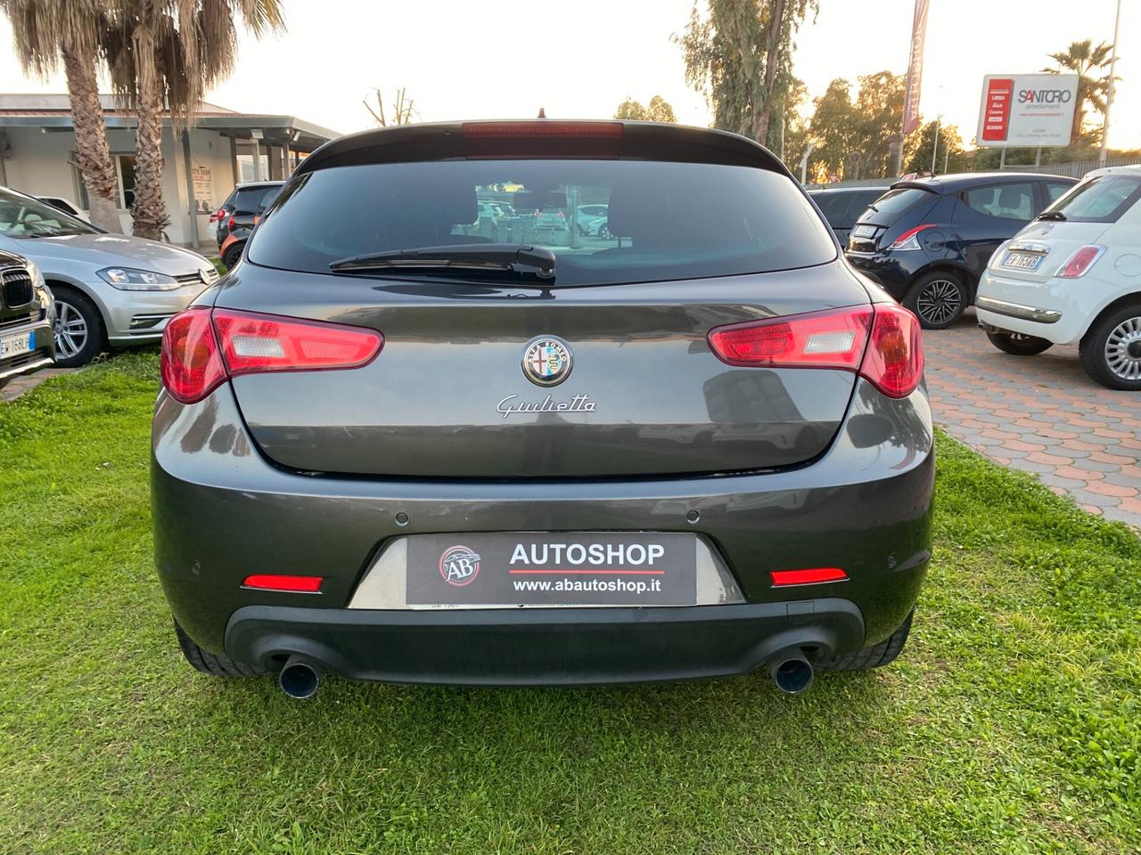 ALFA ROMEO - Giulietta - 2.0 JTDm-2 140 CV Distinctive - NEOPATENTATI - FINANZIABILE - PERMUTE