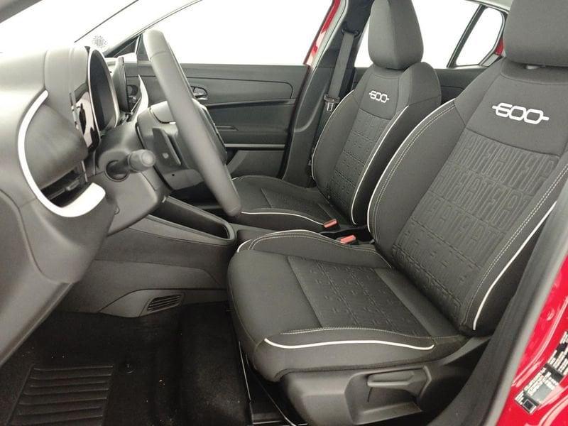 FIAT 600 Hybrid MHEV DDCT