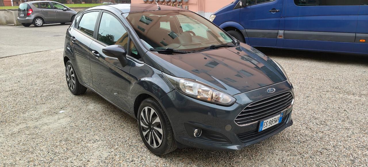 Ford Fiesta 1.4 5p. GPL Titanium