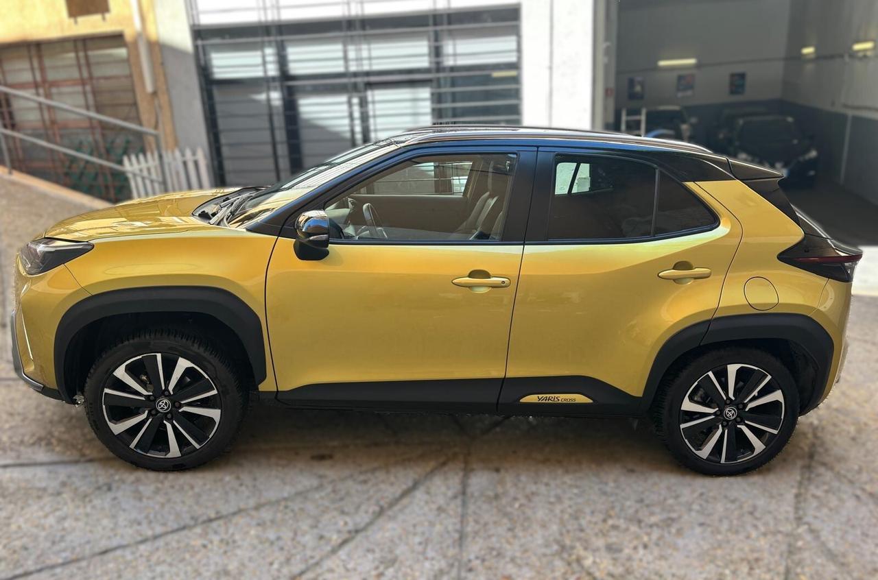 TOYOTA YARIS CROSS HYBRID 1.5 PREMIERE