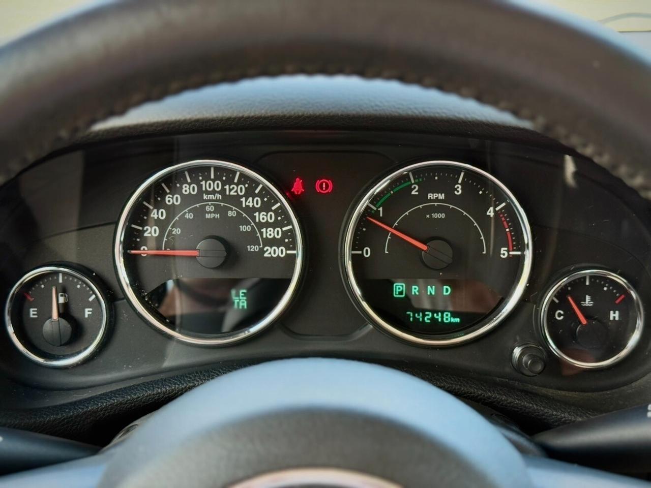 Jeep Wrangler 2.8 CRD DPF Sahara Auto