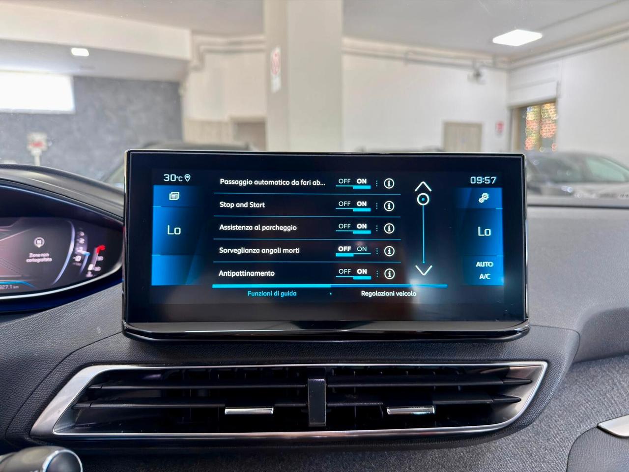 Peugeot 3008 1.5 BlueHDi 130cv EAT8 Allure Pack 2022