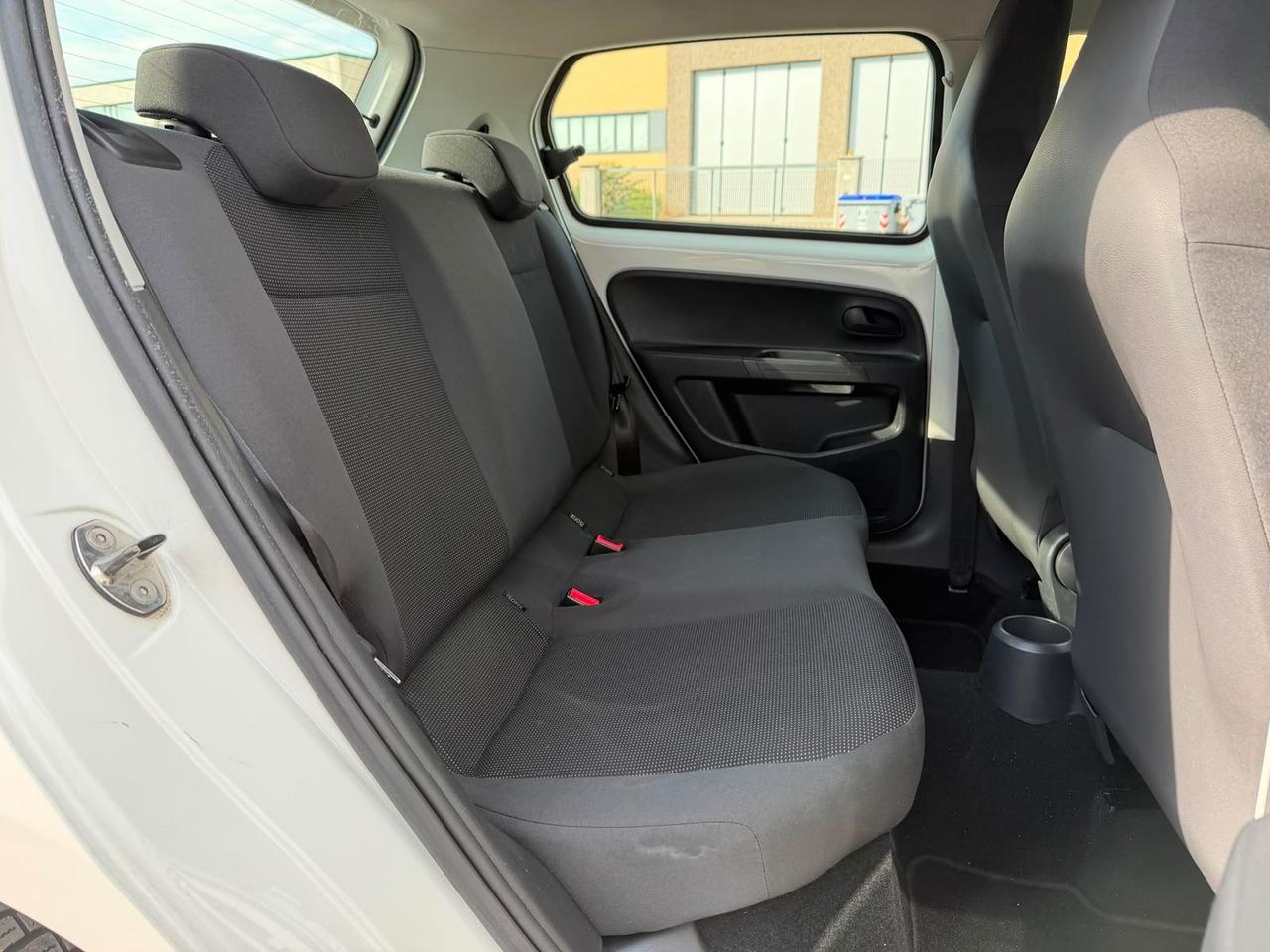 Volkswagen up! 1.0 Benzina