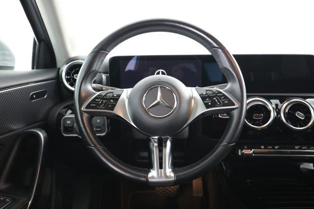 MERCEDES-BENZ A 180 A 180 d Automatic Progressive Advanced