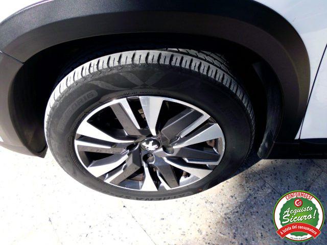 PEUGEOT 2008 BlueHDi 120 S&S Allure