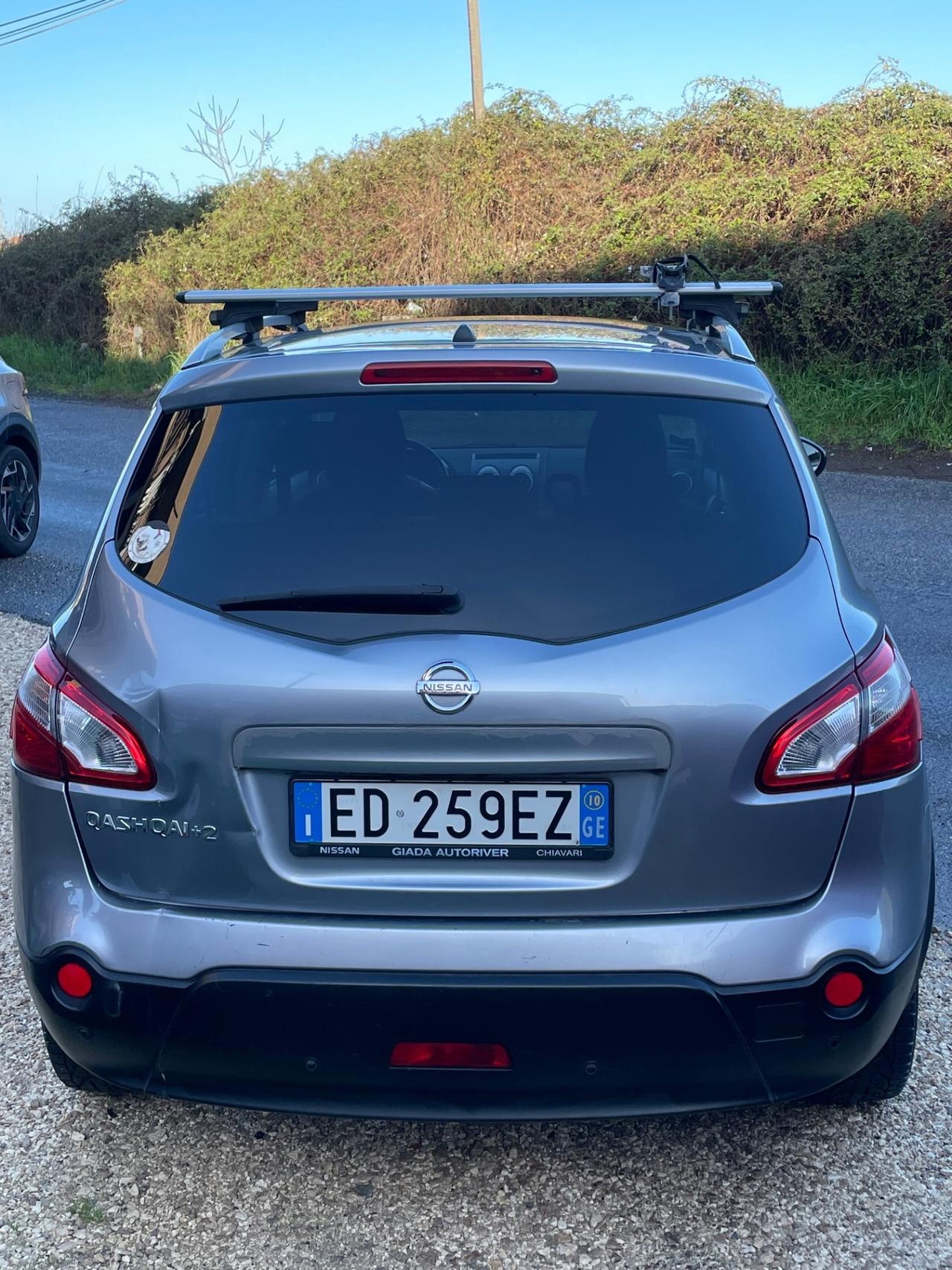 Nissan Qashqai Qashqai+2 2.0 16V !!4x4!!7 POSTI