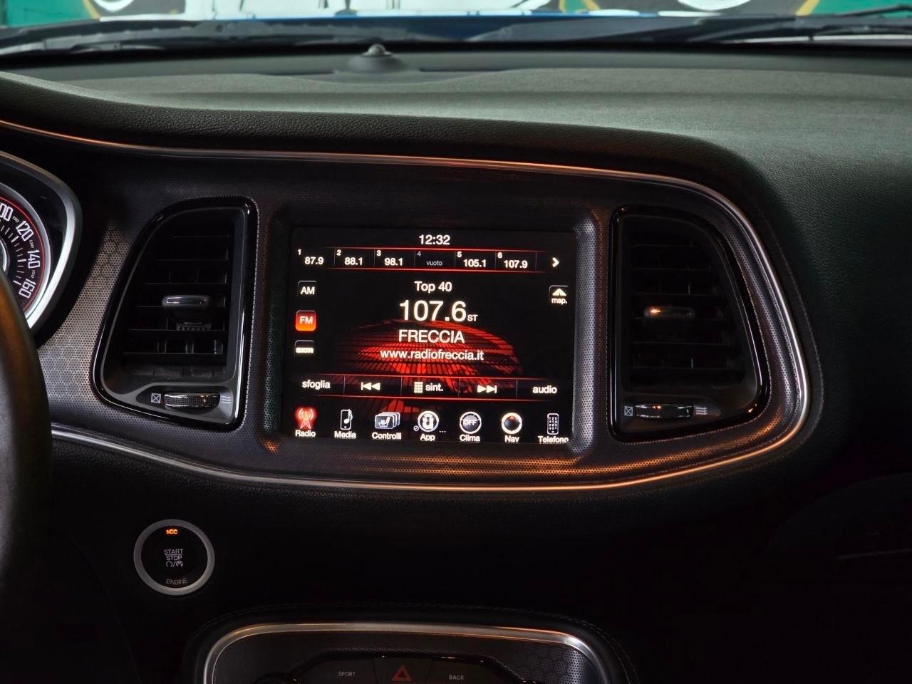 Dodge Challenger 5.7 HEMI V8 *IVA ESPOSTA