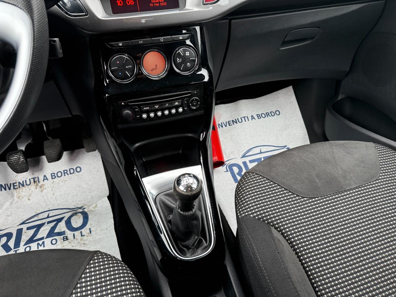 Citroen C3 1.2 VTi 82 Exclusive Tetto