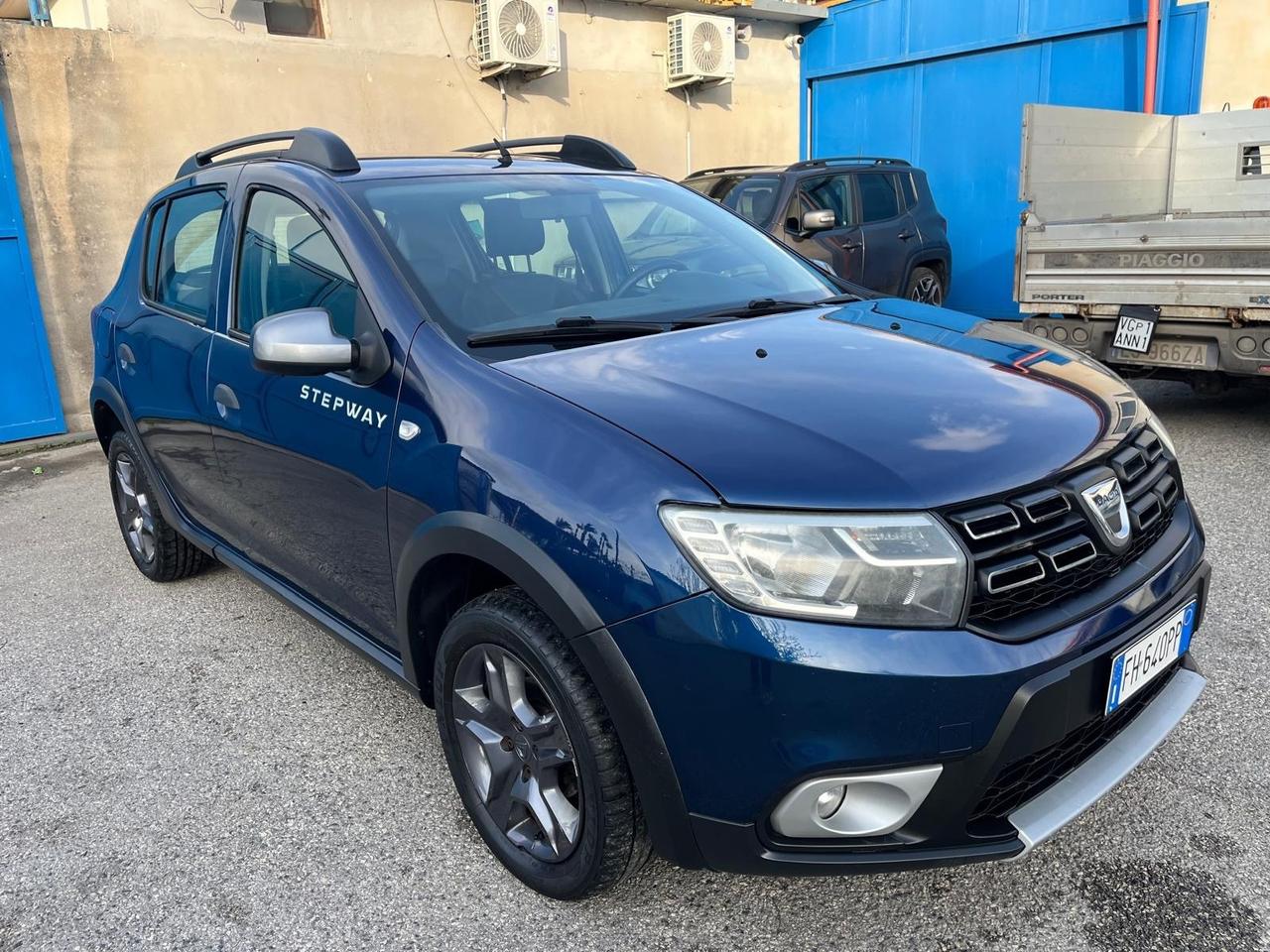 Dacia sandero stepway-0.9 tce-benz-2017