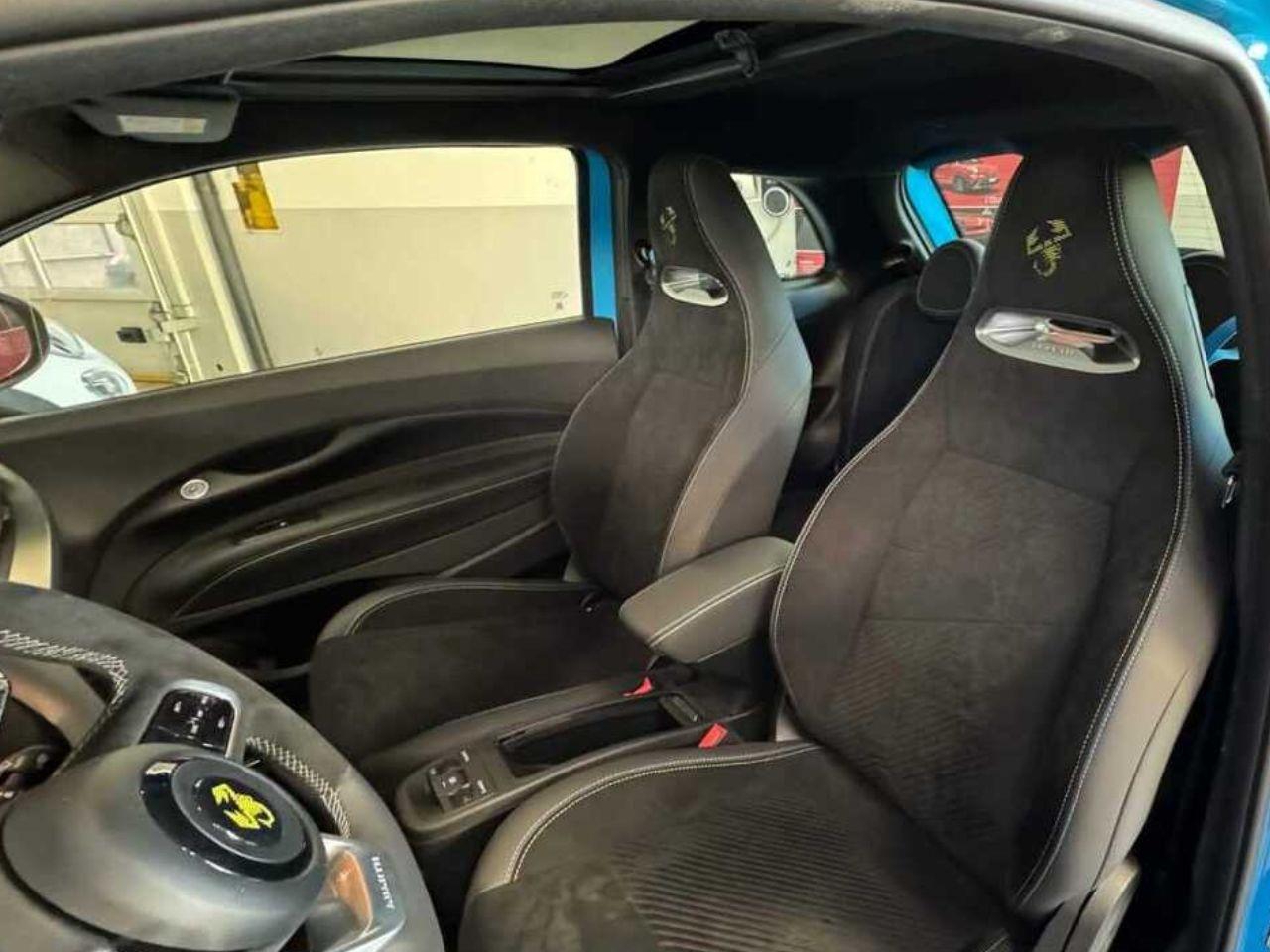 ABARTH 500e - 500e 42 kWh Turismo