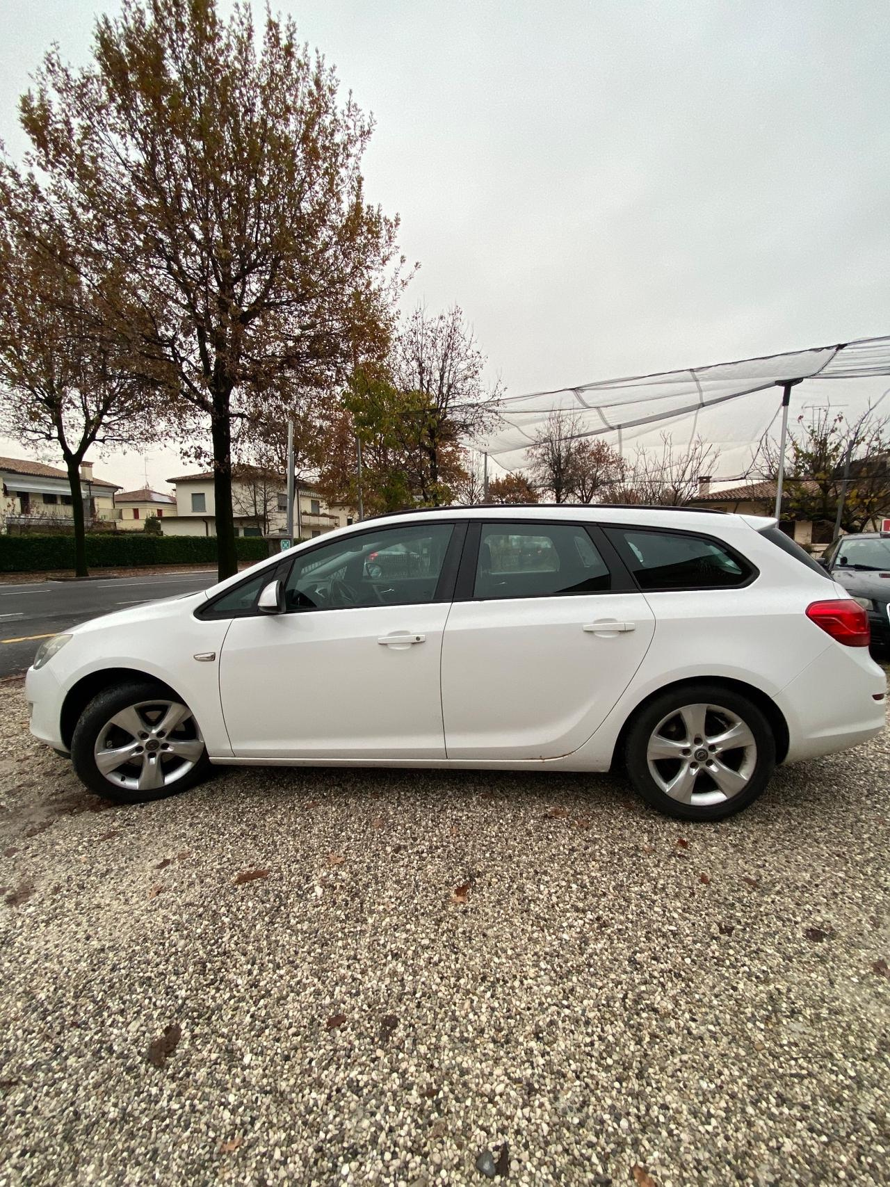Opel Astra 1.7 CDTI 110CV Sports Tourer Elective
