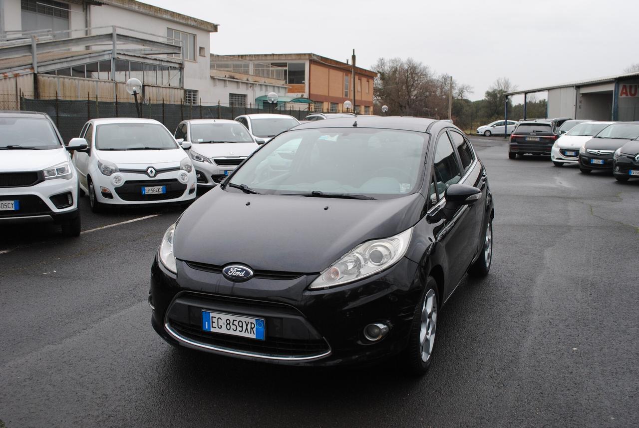 FORD FIESTA 1.2 82 CV OK NEOPATENTATI