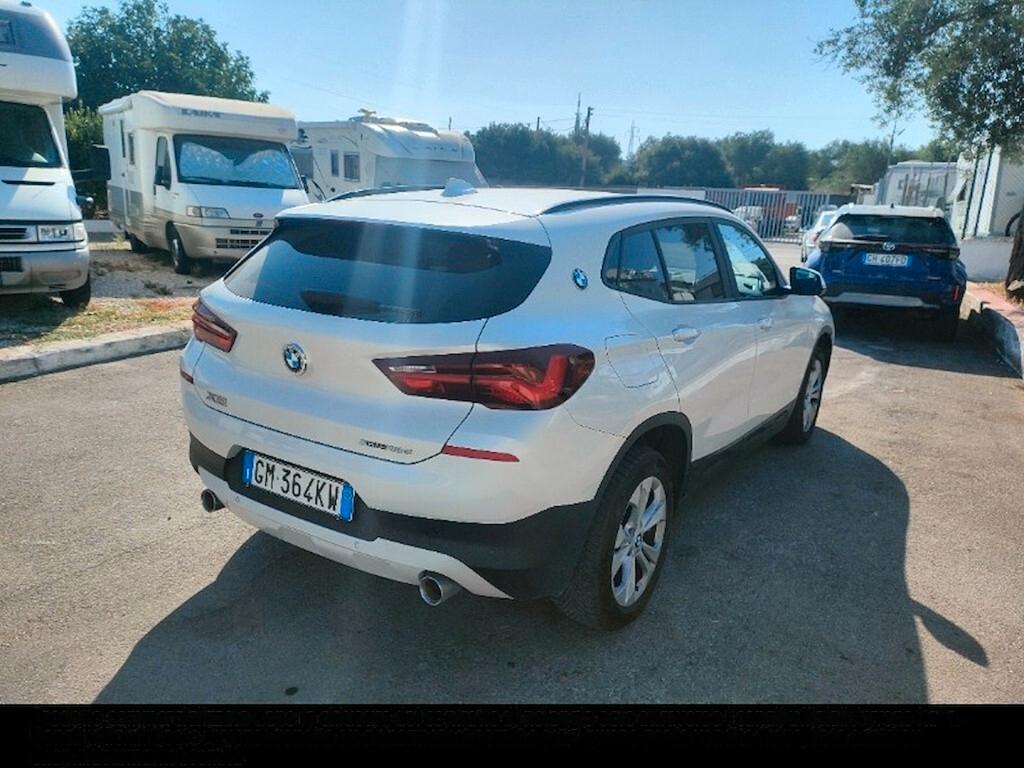 BMW X2 18D 150CV STEPTRONIC X-DRIVE BUSINESS X ( FARI LED - CRUISE - NAVI - PARK ASSISTANT - CERCHI 18 )