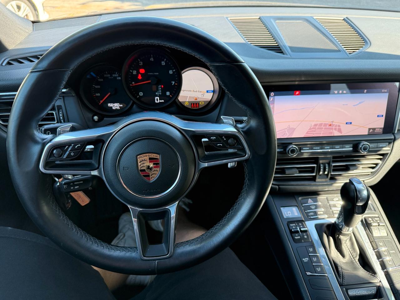 Porsche Macan 2.0 Black Edition
