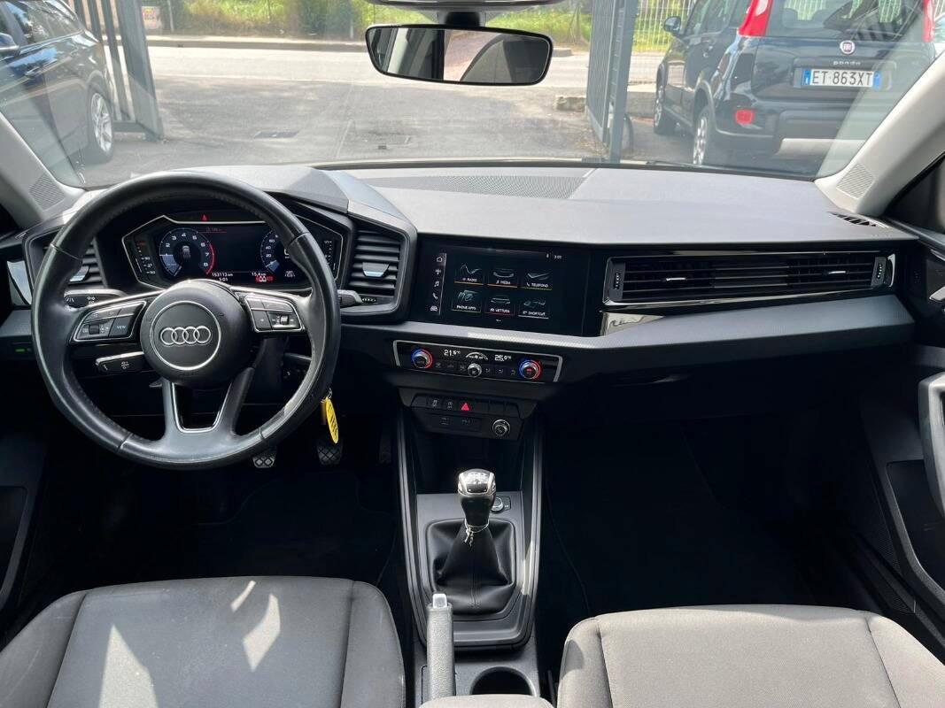 Audi A1 25 1.0 tfsi Admired
